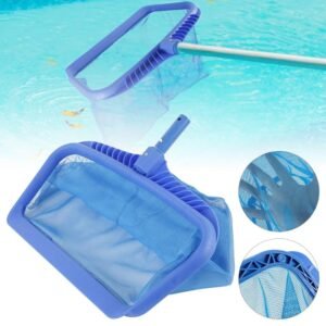 une épuisette de fond ou de surface pour piscine (ou "Swimming Pool Leaf Skimmer Net" en anglais).