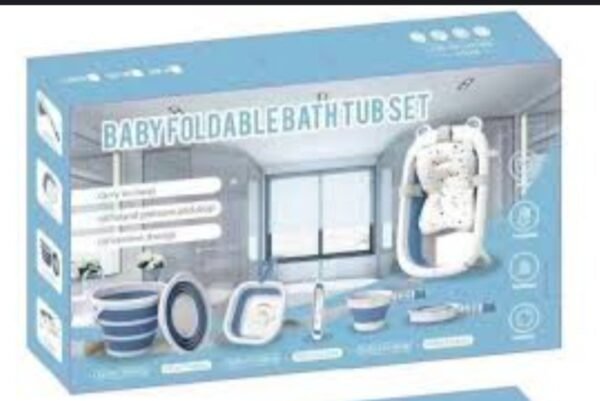Baignoire pliable 4 en 1 avec accessoires pour bébé 
Baignoire pour bébé
