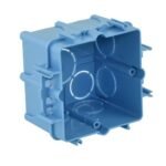 BOITIER CARRE INGELEC BLEU boîte carrée - 1 poste - P50mm - entrées 2xØ20 + 2x2 /paquet de 50 pièces