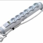 Rallonge multiprise Legrand 6 prises + terre avec interrupteur