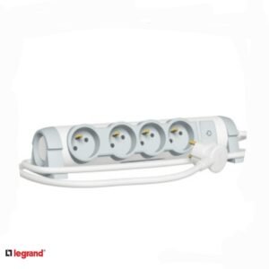 Rallonge multiprise Legrand 4 prises + terre avec interrupteur
confort - bloc de prises rotatif - 4x2P+T - cord 3 m