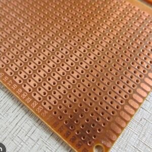 Carte PCB perforé, plaques d'essai PCB 9x7 cm, type plaque à bandes, pour circuit imprimé (circuit C).